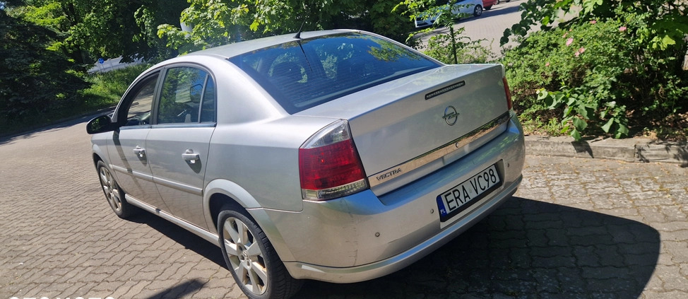 Opel Vectra cena 8999 przebieg: 315000, rok produkcji 2006 z Piaseczno małe 46